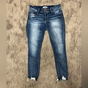 BKE Buckle Gabby curvy distressed skinny jean 30 x 31 1/2”